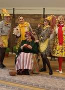 Teatralizuotos Velykinės programėlės vaikams „Velykų Bobutės pasaka: Vištytės ir Gaidelio nuotykiai“